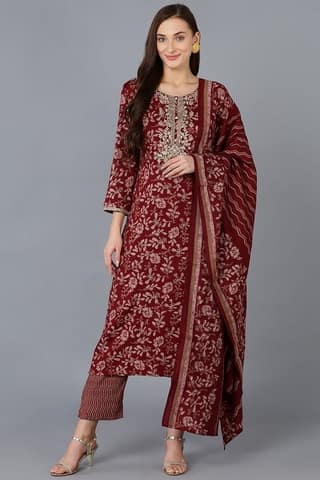 Maroon Silk Blend Floral Straight Kurta Trousers With Dupatta PKSKD1744