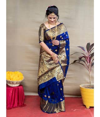 SareeQueen Art Silk Embellished Saree With Unstitched Blouse Piece ( Green )