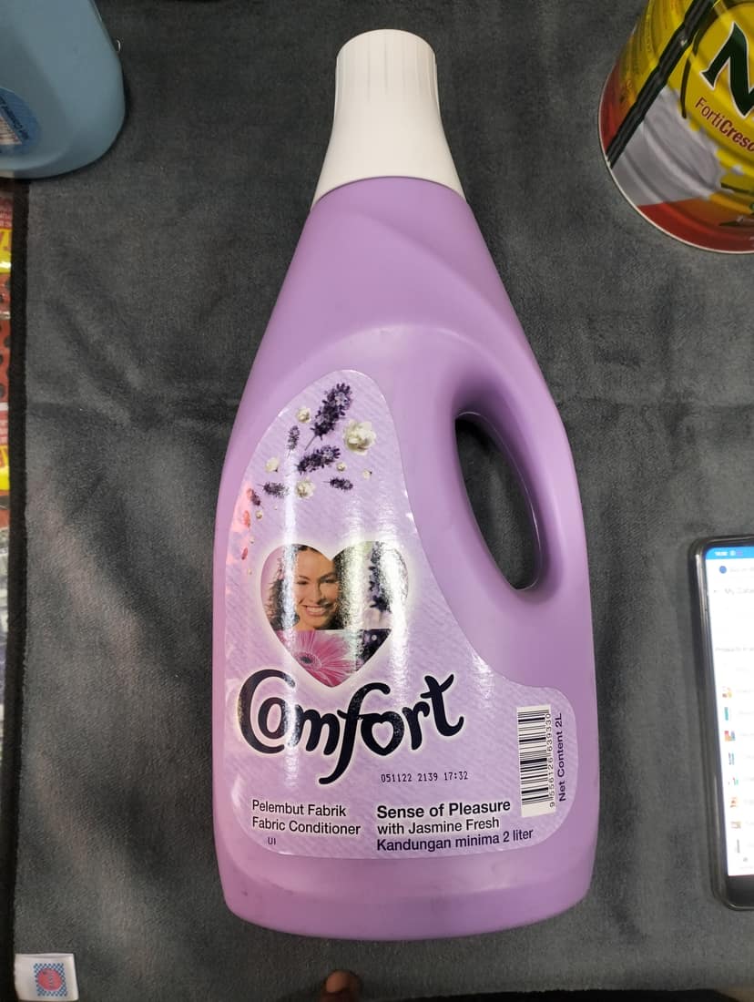 Comfort Fabric conditioner with jasmine fresh
