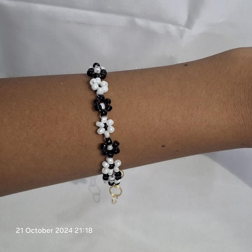 Black and White Beaded Bracelet view 6