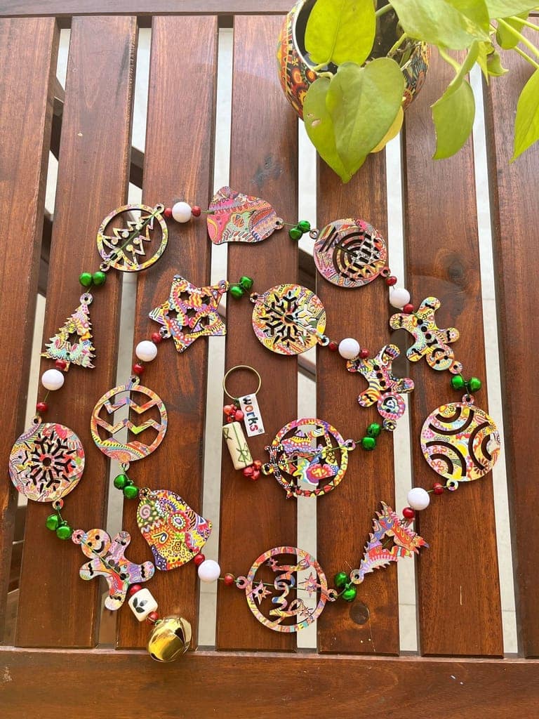 XMas special hangings - assorted XMas elements for door or wall - ASSORTED 3