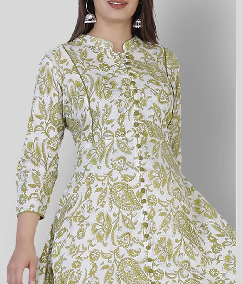 JC4U - Green Rayon Women's Front Slit Kurti ( Pack of 1 ) view 2