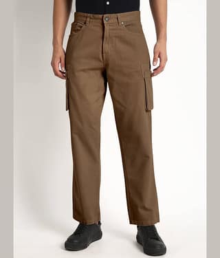 Bene Kleed Men Classic Straight Fit Cargos Trousers