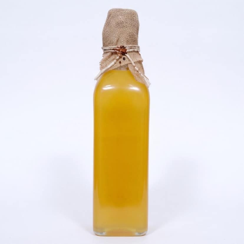 Toshika Wood Pressed Peanut Oil (2 Litres) - 2 L - One bottle view 3