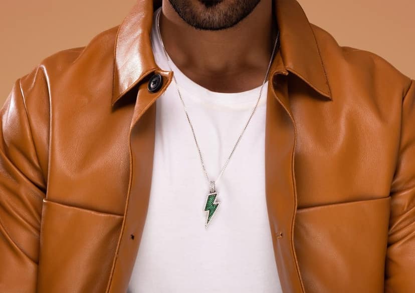 Iced Flash Pendant view 3