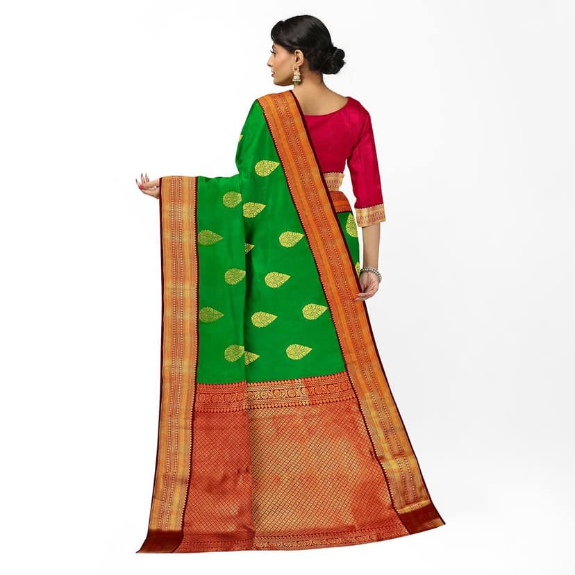 Green Color Korvai Saree Has Contrast Pallu and Border with Unstitched Blouse view 2