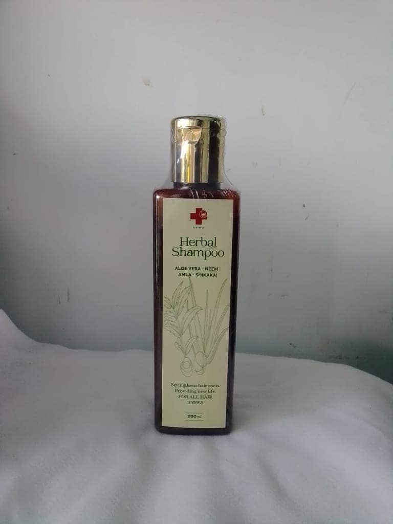 Sewa Herbal Shampoo view 2