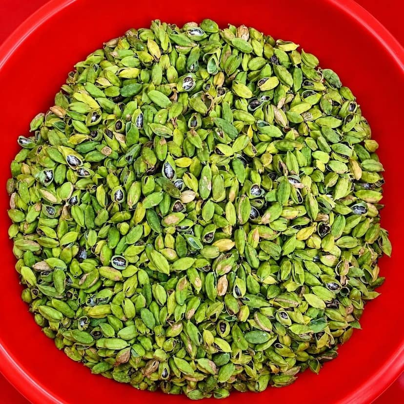 Masala Cardamom ( assorted medium pods)