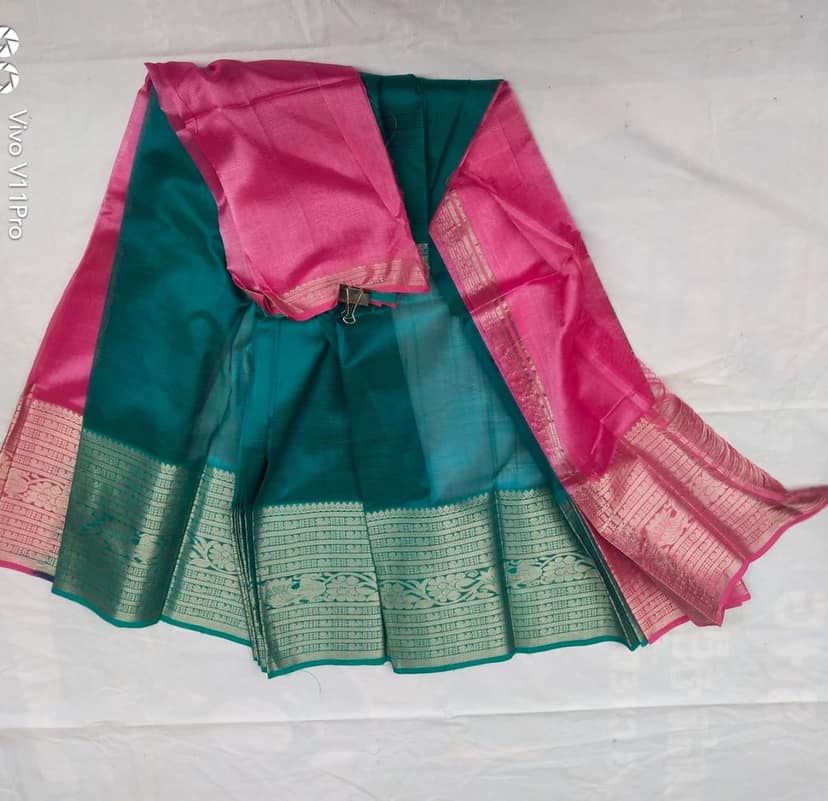 Green and Rose Pink Silk Saree With Blouse Piece view 2