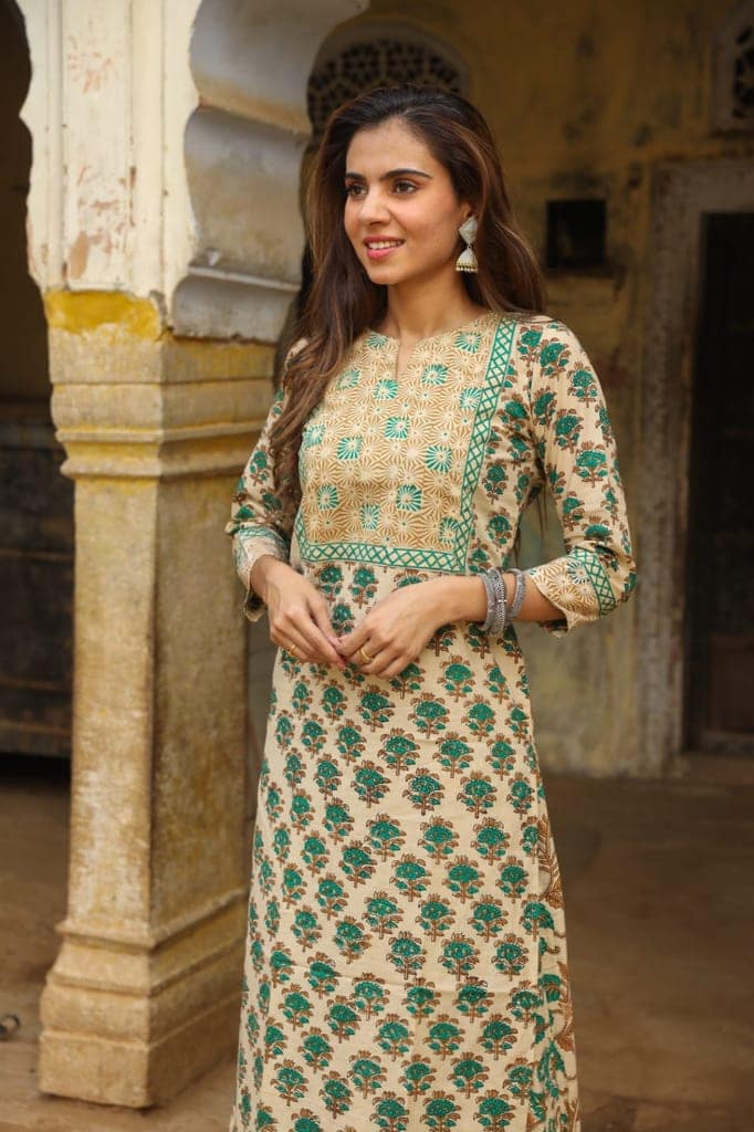 Cotton Skirt and Kurti Set (Size: 38-46) Cream Color Handblock Bagru Print-8280 view 2