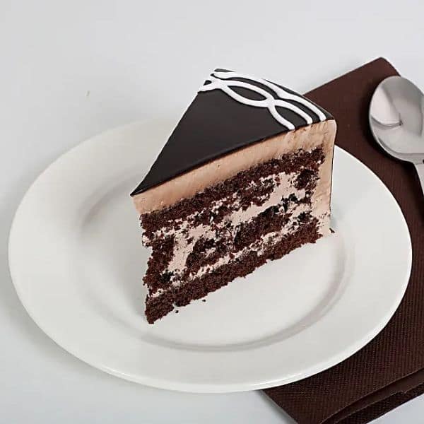 Chocolate Cake Half Kg view 3