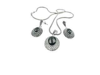 Black onyx & marcasite antique 925 sterling silver pendaent set