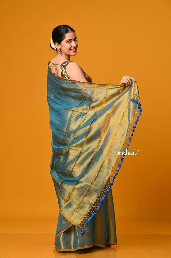 Param Sundari ~ Exclusive Handloom Pure Tissue Cotton Saree in Cyan Blue Gold view 3