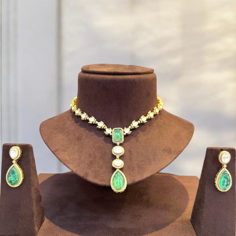 Verdant Dreams Necklace Set By Dia Art Jewels view 2