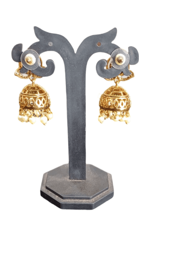 Gold Plated Kemp Stones Jhumka Earrings With Pearls view 3