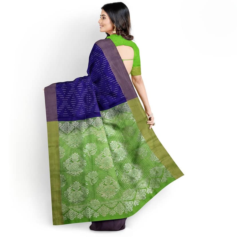 Dark Blue Kanjivaram Pure Silk Saree has Contrast Pallu & Blouse view 2