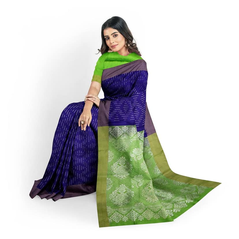 Dark Blue Kanjivaram Pure Silk Saree has Contrast Pallu & Blouse view 5
