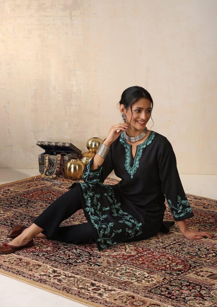 HOC Crafts Aari Embroidered Woollen Solid Women's Long Kurta - Black view 7