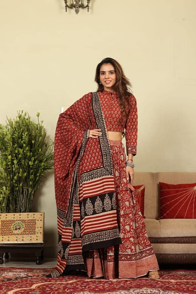 Handblock Printed Cotton Lehanga And Top With Mulmul Dupatta (Size: 34-46) Red Color-8151 view 2