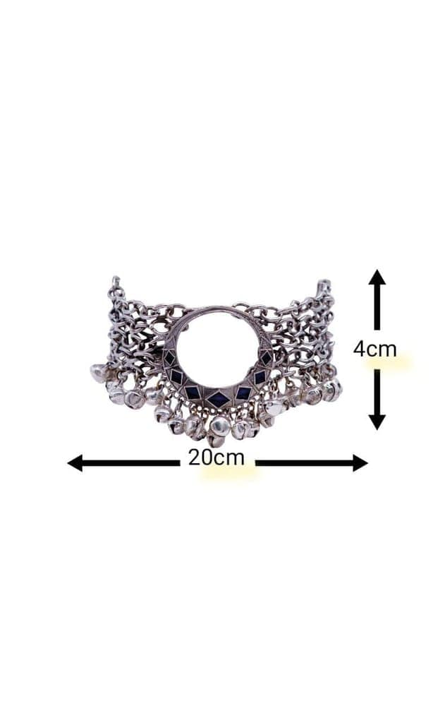 Chaand Bracelet view 4