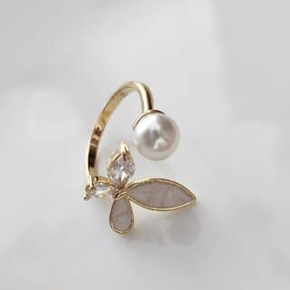 Gold-Plated Stainless Steel Pearl Buttrefly Finger Ring