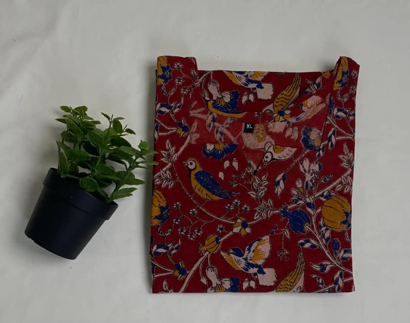 Pedana Kalamkari Screen-Print Cotton Kurti in Maroon and Orange view 5