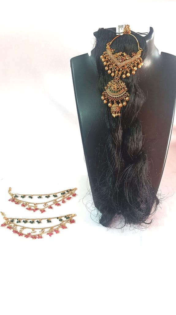 Gold-plated traditional Indian nath with green and red beads