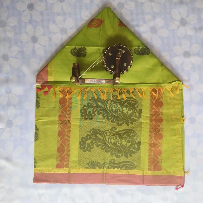 Pure Cotton Saree with Blouse view 2