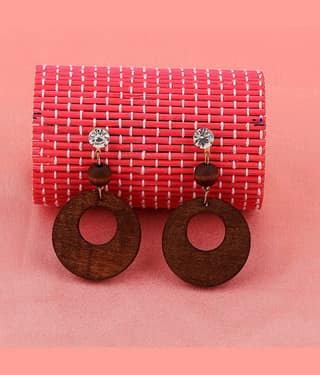 Silver Shine - Brown Drop Earrings ( Pack of 1 )