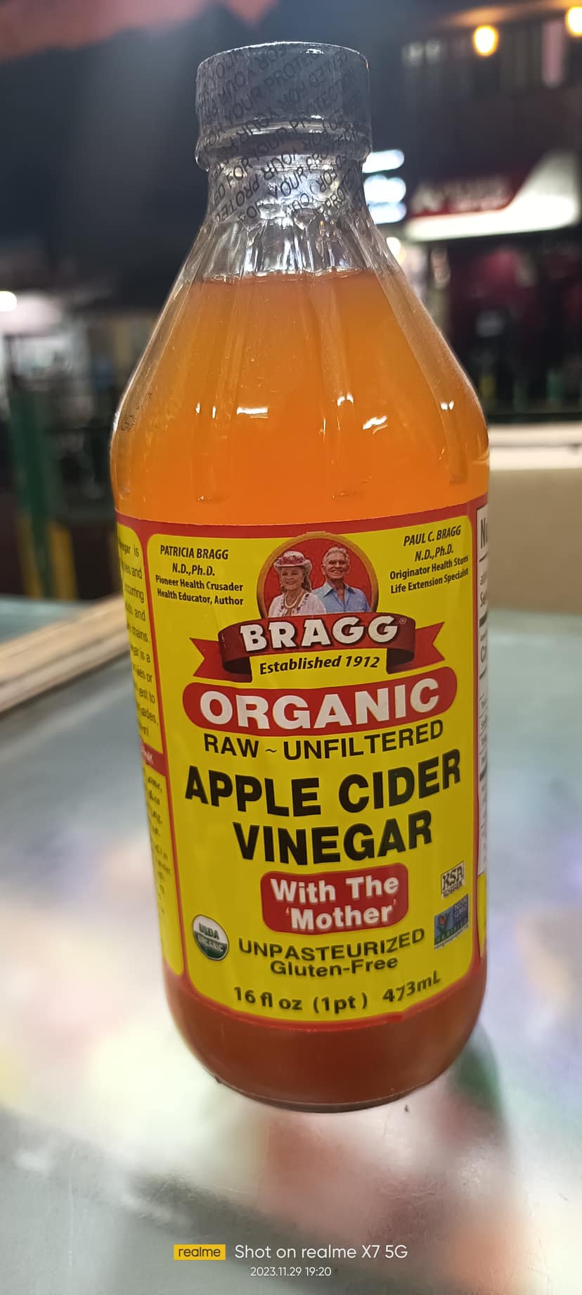 Bragg apple cider vinegar with mother