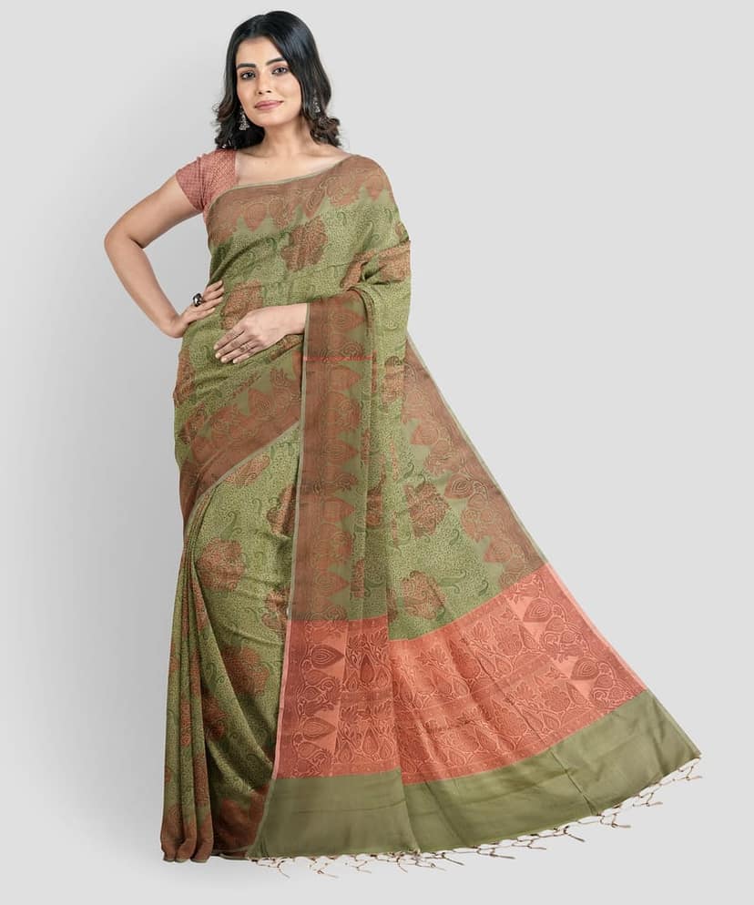 Pickle Green Color Soft Silk Saree With Unstitched Blouse