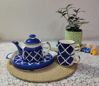 Homefrills Hand Painted Ceramic Tea Kettle Set with 2 Cups(150ml), 1 Kettle(400ml)& 1 Tray/Ceramic Good Morning Set- Set of 4 Colour-Blue,Microwave Safe