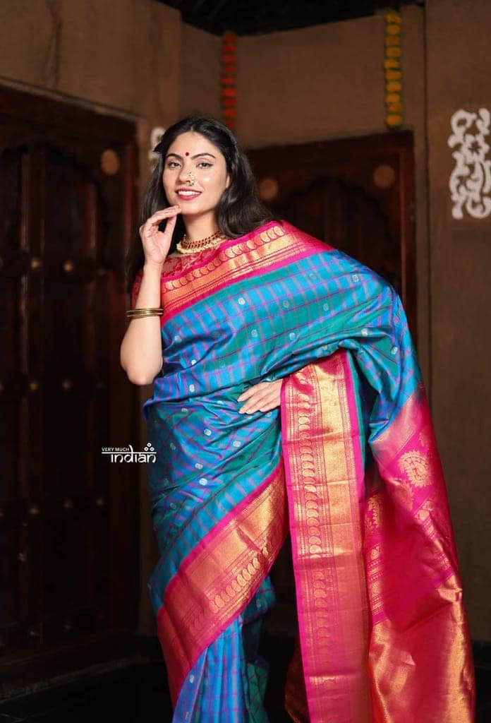Utsaav ~ Gadwal Pure Silk Traditional Handloom Saree - Turquoise Blue with Checks and Pink Border, Authentic Pure Silk view 3