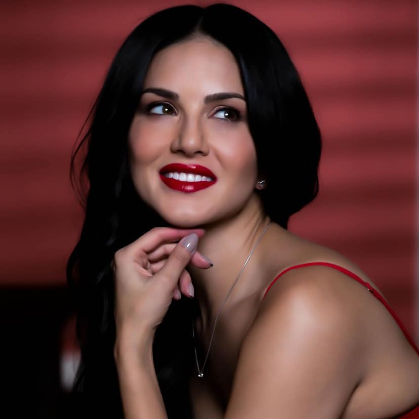 Star Struck by Sunny Leone Long Wear Lip Liner - Chery Bomb view 3