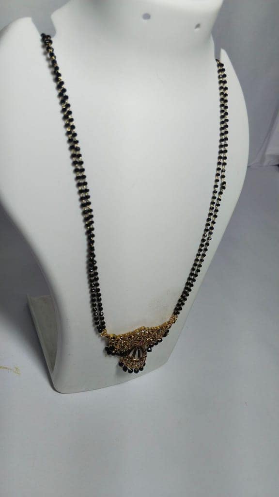 Black Beads Traditional Indian Necklace view 3