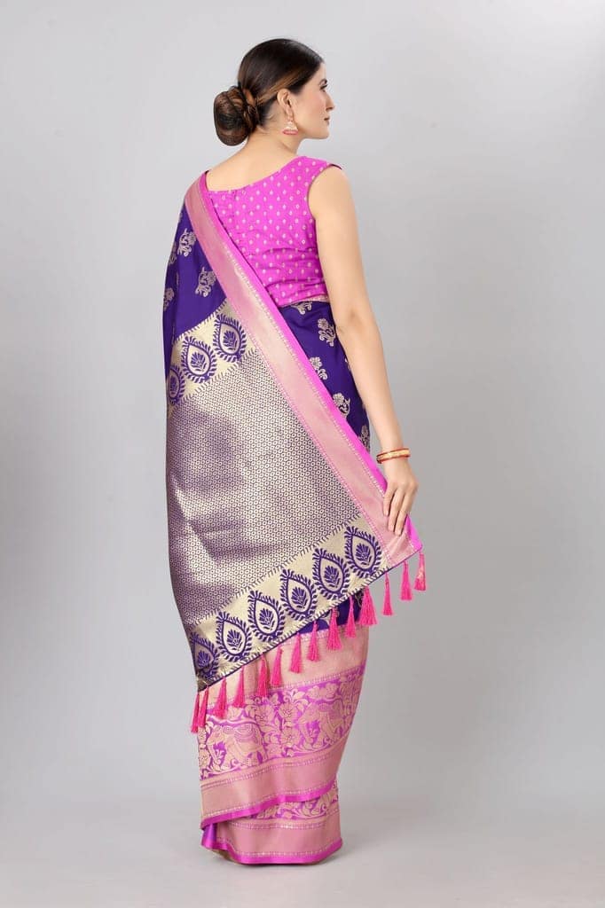 Designer Heavy Border Weaving Work With Rich Pallu and Jalar view 3