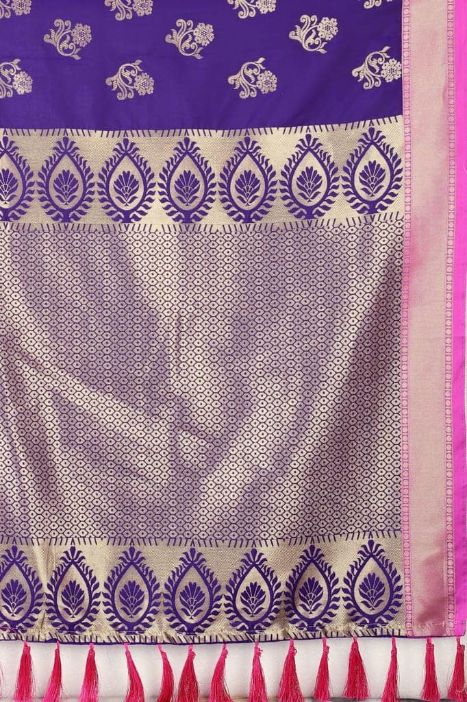 Designer Heavy Border Weaving Work With Rich Pallu and Jalar view 5