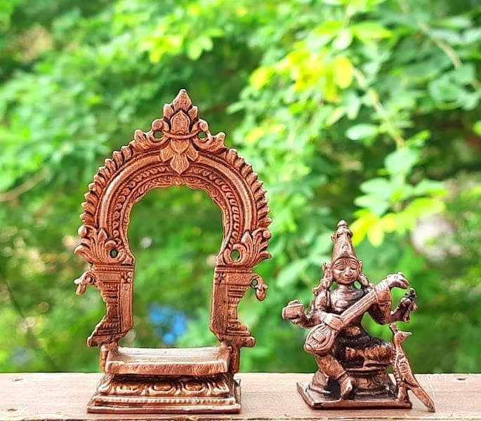 Searchers Paradise - Copper Idols Saraswathi with Prabhavalli, 3.3 inches, Copper Handmade146 Grams, Patina Antique Finish, Pack of 1 Piece