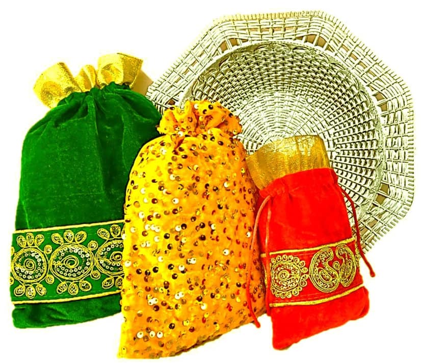 Omkar by R3 Inc. Gold Gift Basket / Bowl with Assorted size Shagun Potli for Gifts Hampers | Fancy Hamper| Wedding Basket / Pouch for gift Packing (Pack of 4)