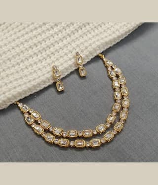 raajis White Alloy Necklace Set ( Pack of 1 )