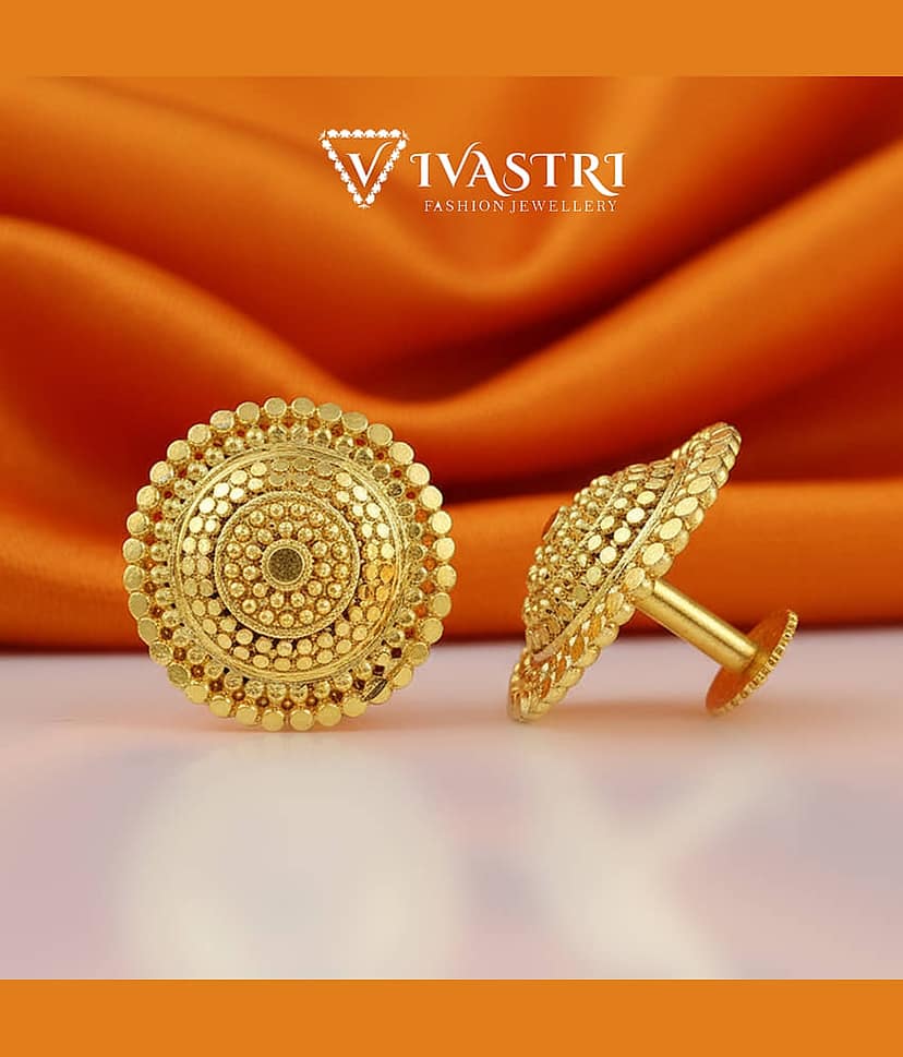 VIVASTRI Golden Stud Earrings ( Pack of 1 )