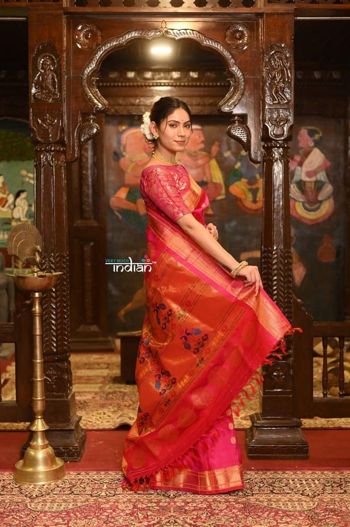 ROYAL WEAVE! Authentic Pure Silk Handloom Bestseller Royal Pink Maharani Paithani With Exclusive Maharani Pallu view 3