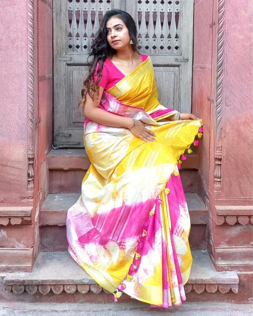 Cotton Linen Saree Yellow & Pink Color Shibori Hand Dyed with running blouse-1705 view 4