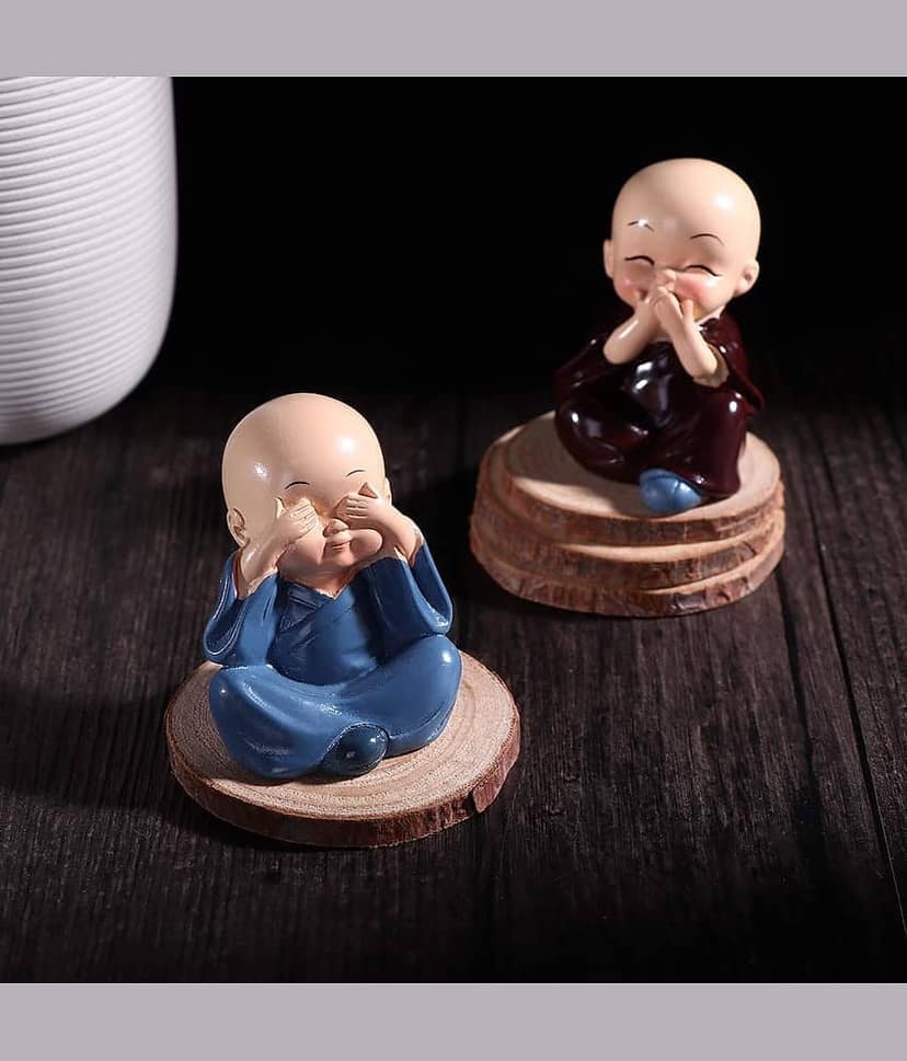 Leavess Monk Buddha Resin Buddha Idol 5 x 13 cms Pack of 4 view 2