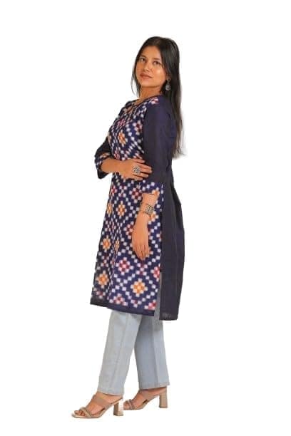 GHL GUENDICHA HAAT Sambalpuri Certified Handloom Women's Pure Cotton Round Neck Kurta view 4