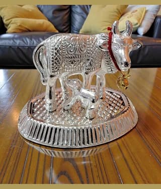 Sigaram Silverplated Kamdhenu Cow Idol ( 5 cm )