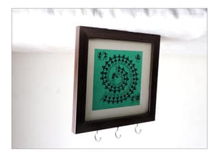 FRAMED WARLI PAINTING KEY HOLDER