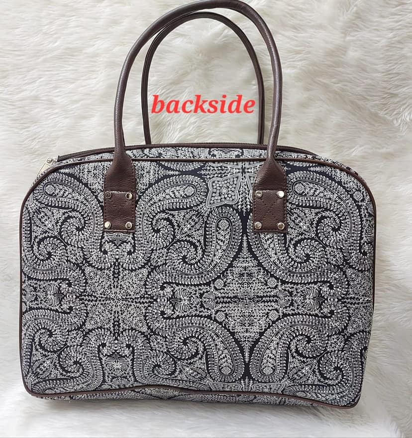 Azrak Print Hand baggage duffle bag view 2