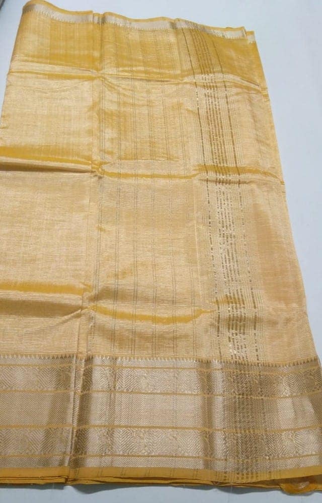 Yellow Pure Handloom Mangalagiri Pattu Saree With Silver Zari Border view 3