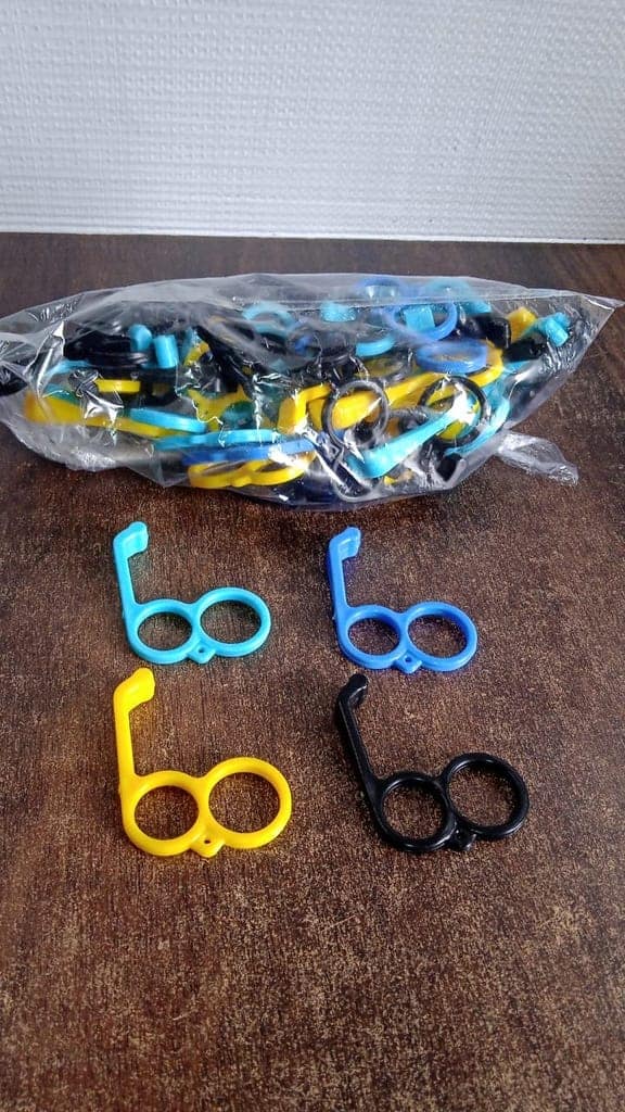 Plastic Hand Mobile Stand (Mix Color / 50 Pc) view 8